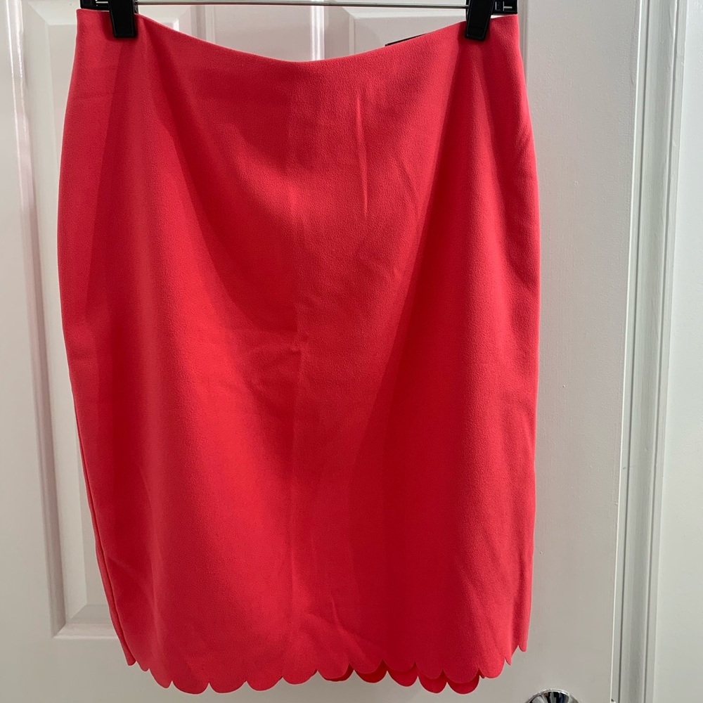 NWT Banana Republic Coral Scalloped Pencil Skirt 6